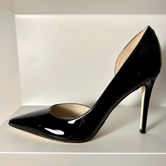 NINE WEST - Size 6 - Black patent pump - Picture 2 of 7